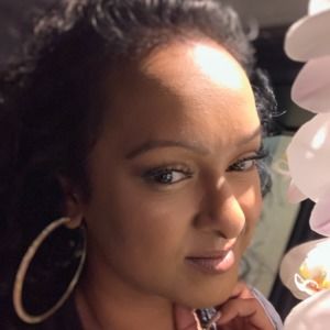 Meet your Posher, Sabrina